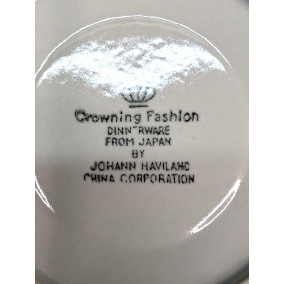 Crowning Fashion Dinnerware by Johann Haviland Blue Rim 6 1/2" Saucer Set of 4 - Picture 9 of 9